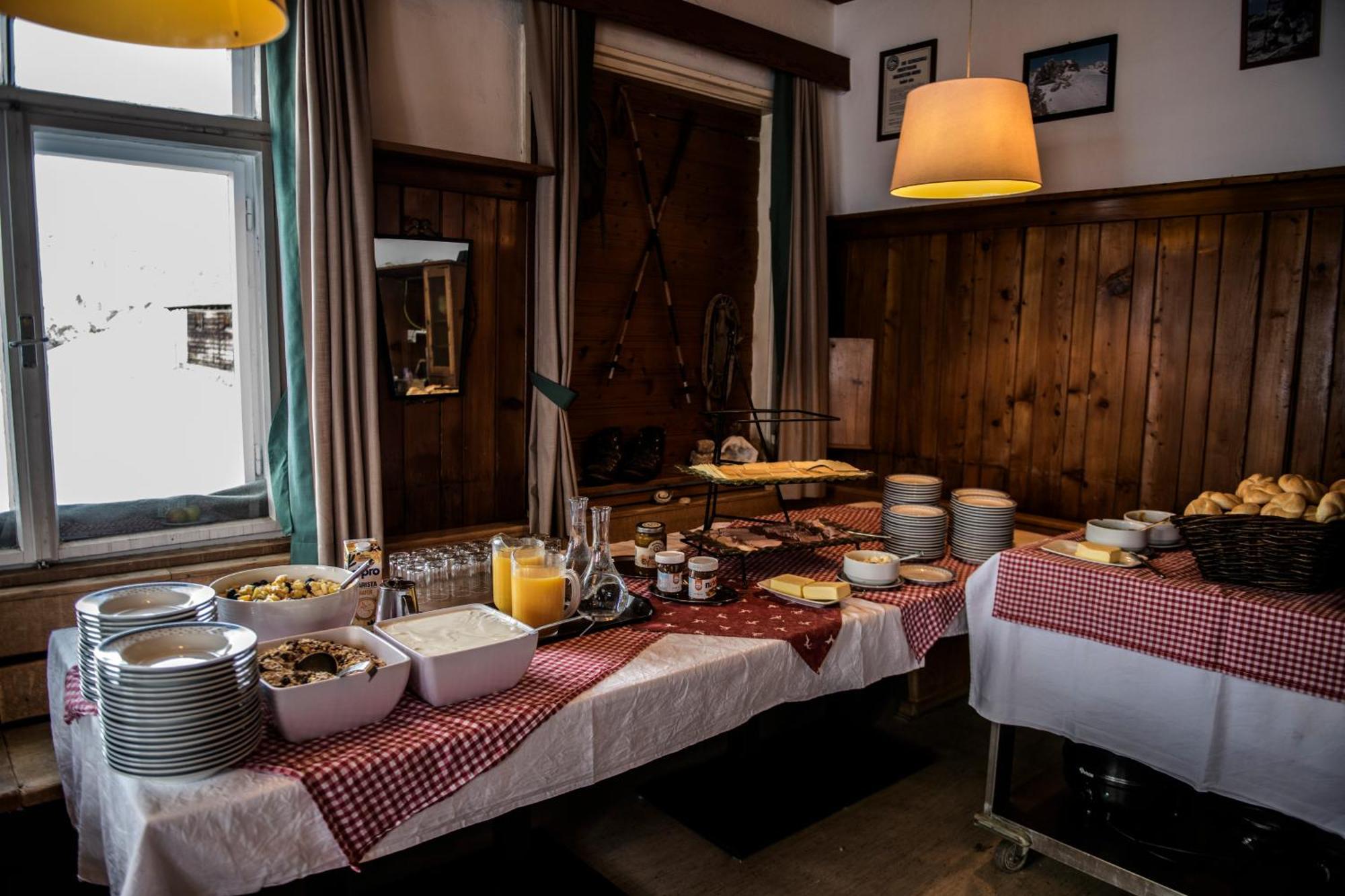 Hotel Gjaid-Alm 1739M Am Dachstein-Only Accessible By Cable Car Obertraun Exterior foto