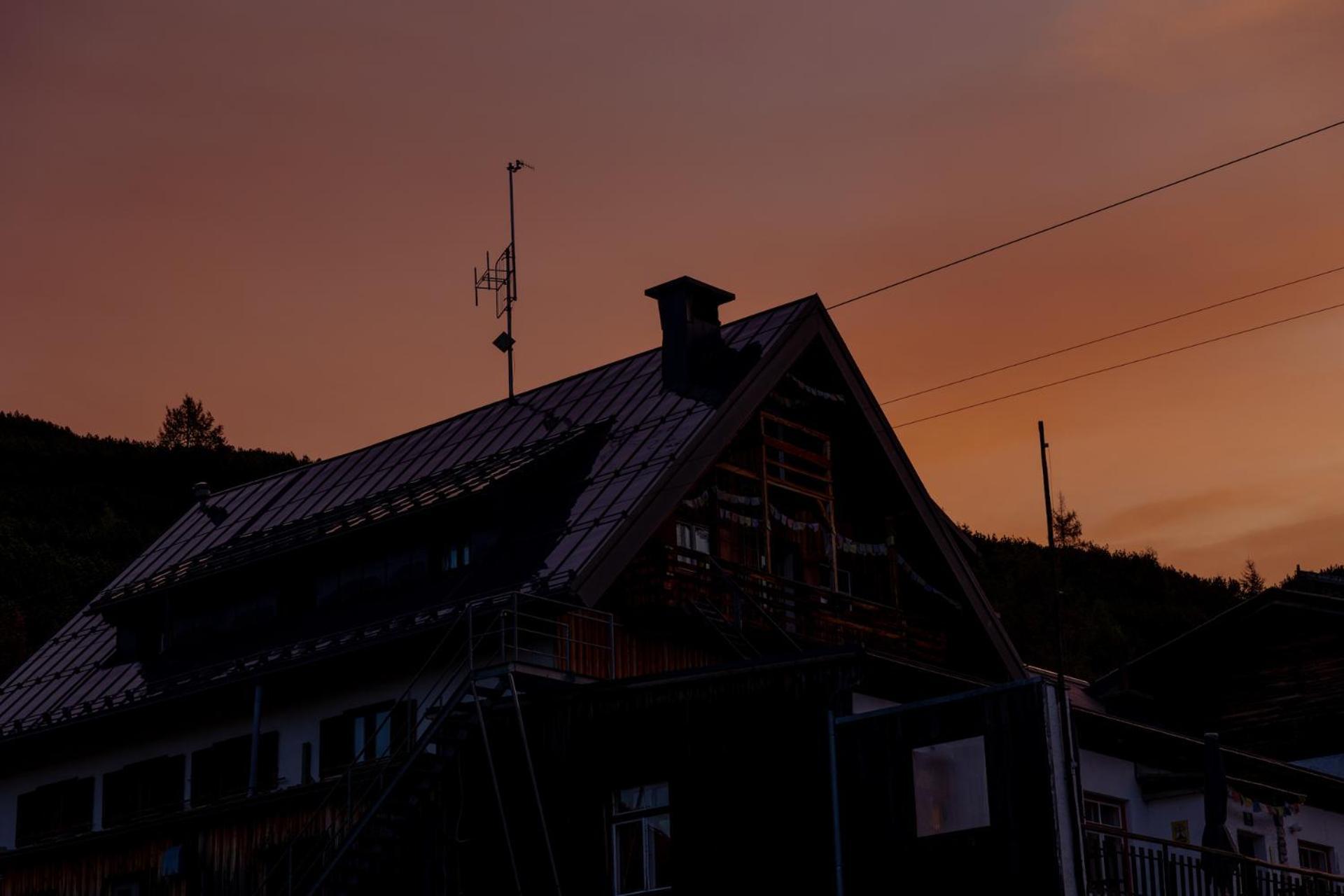 Hotel Gjaid-Alm 1739M Am Dachstein-Only Accessible By Cable Car Obertraun Exterior foto